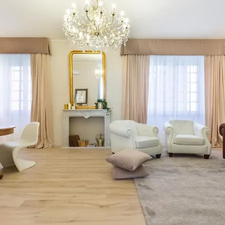 公寓 Twenty Two Luxury Flat 卡利亚里