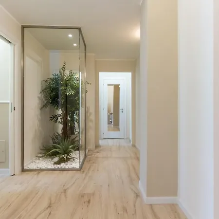 Twenty Two Luxury Flat 卡利亚里