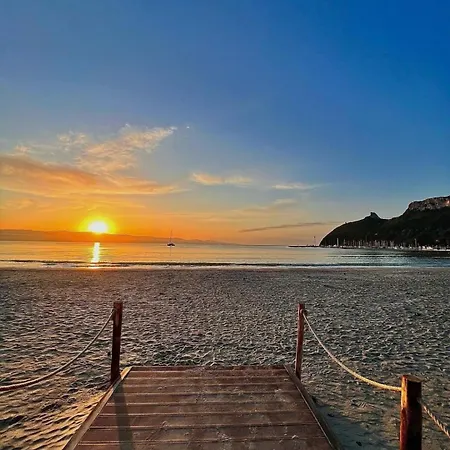 Twenty Two Luxury Flat Apartmán