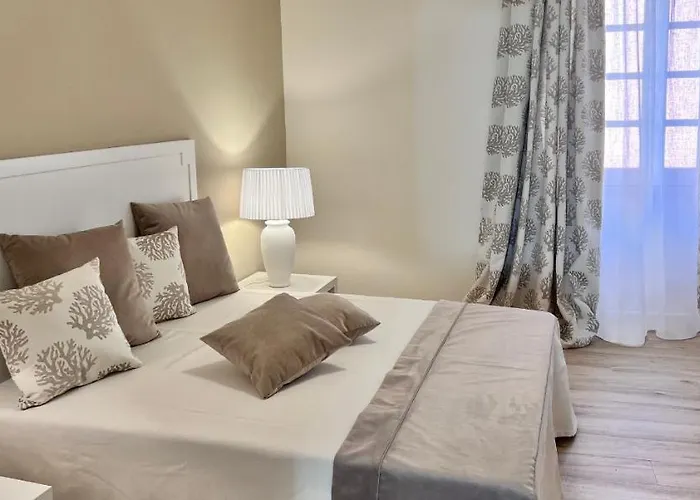 Twenty Two Luxury Flat * カリアリ